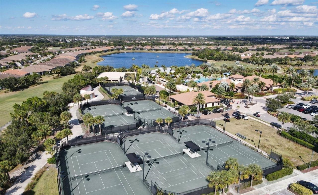 13321 Sorrento Way, Bradenton, FL 34211 Photo