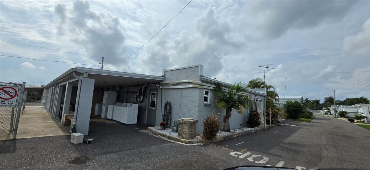 800 32nd Avenue S, Unit 227, Saint Petersburg, FL 33705 Photo
