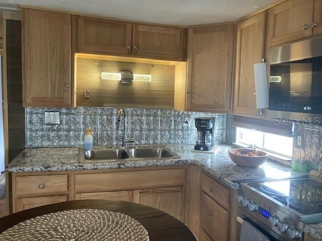 800 32nd Avenue S, Unit 227, Saint Petersburg, FL 33705 Photo