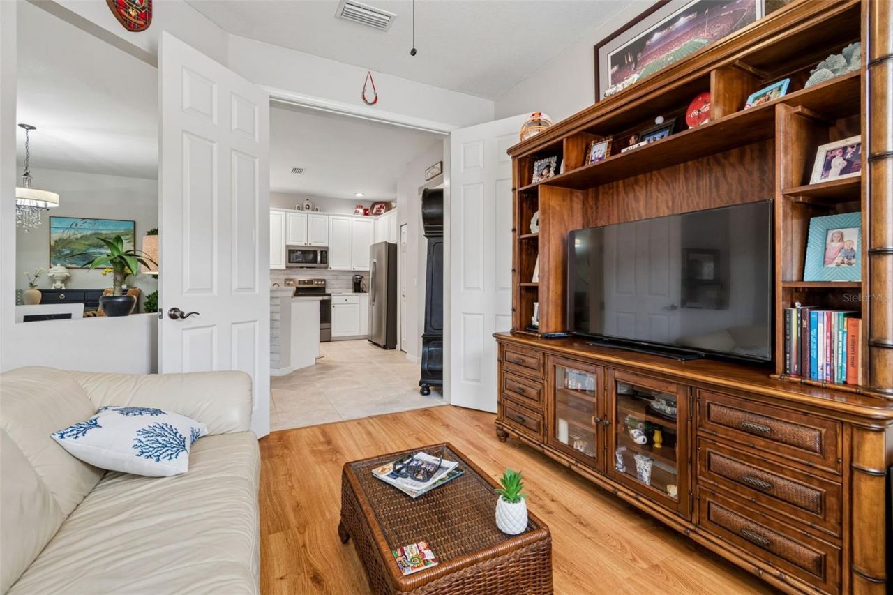 161 Shell Falls Drive , Apollo Beach, FL 33572 Photo