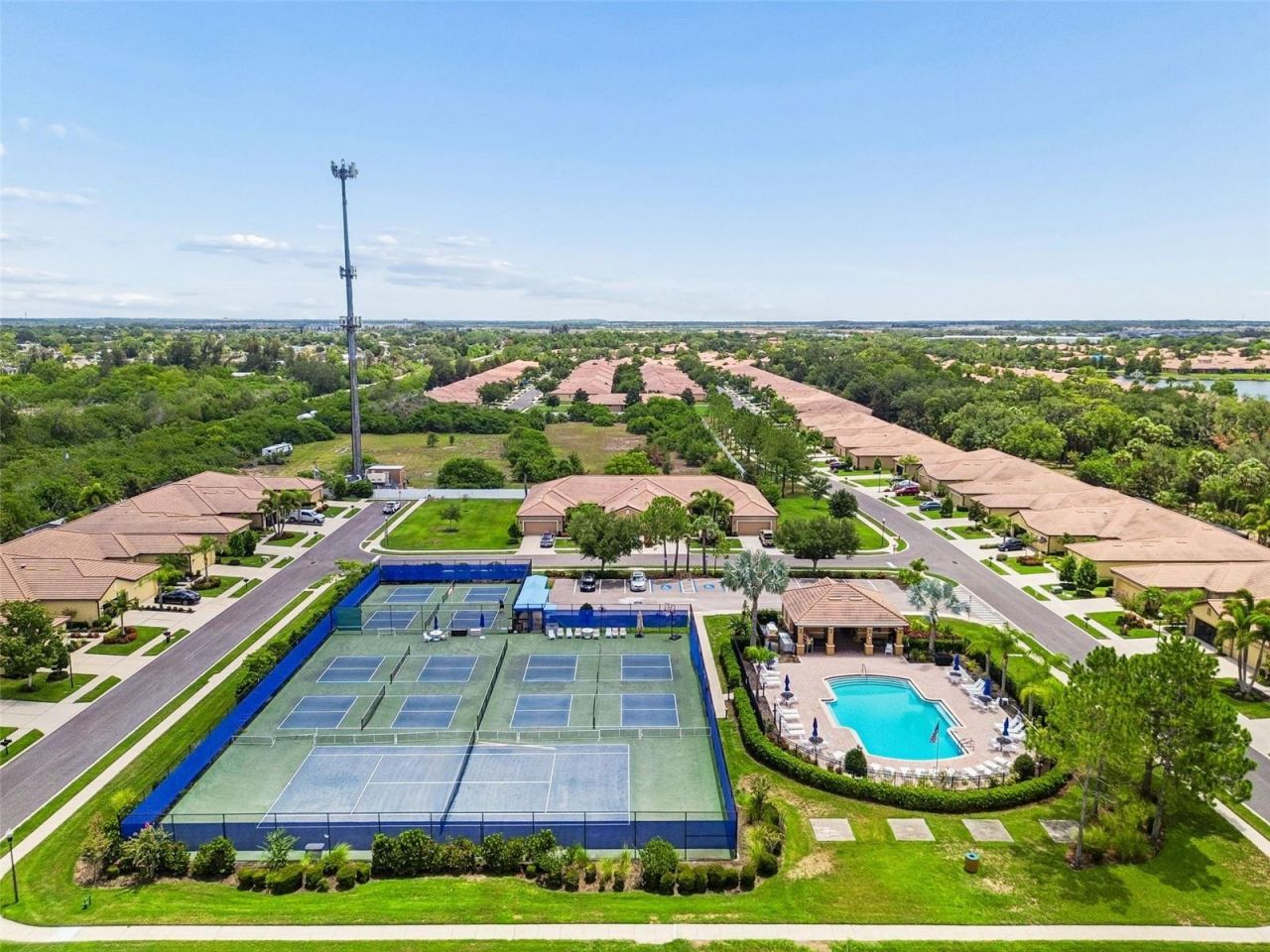 161 Shell Falls Drive , Apollo Beach, FL 33572 Photo