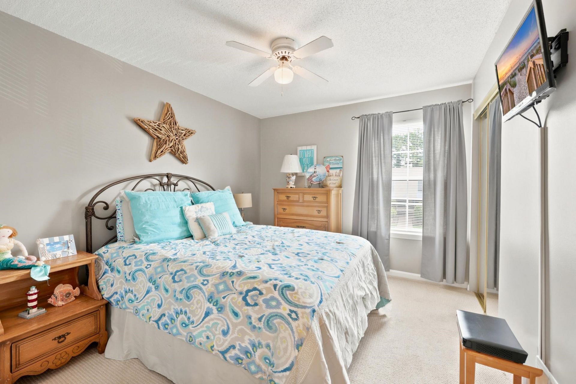 8550 Hopkins Circle Photo 12