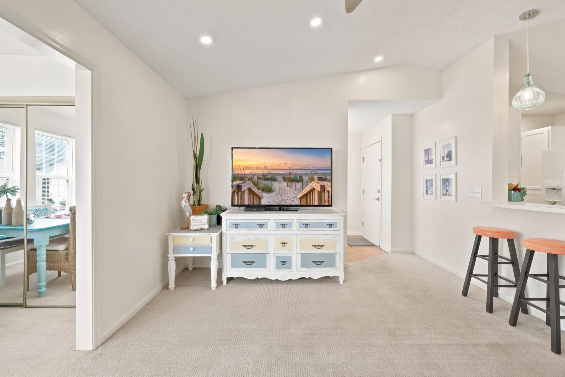 8550 Hopkins Circle Photo 5