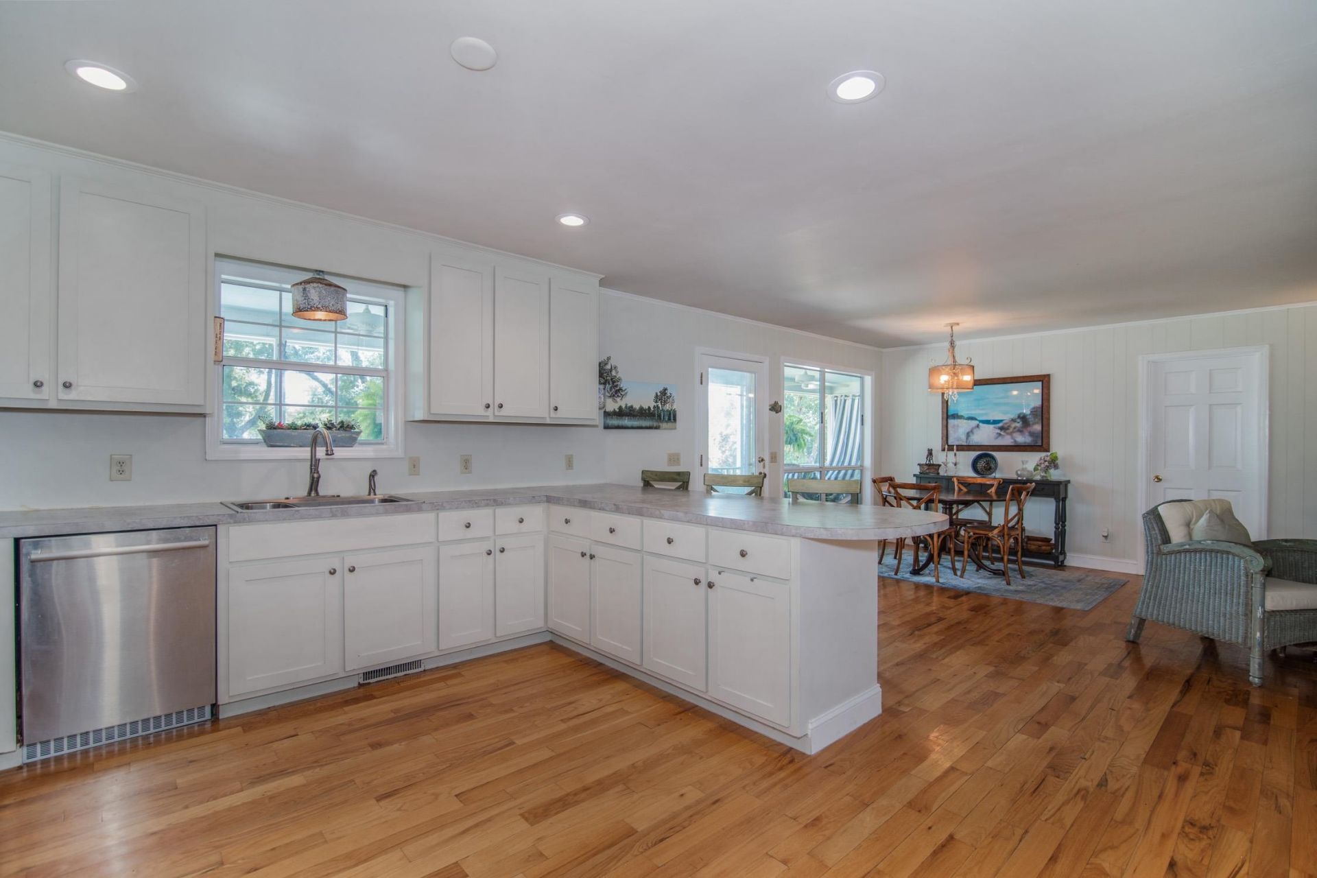 745 Francis Marion Dr. Photo 13