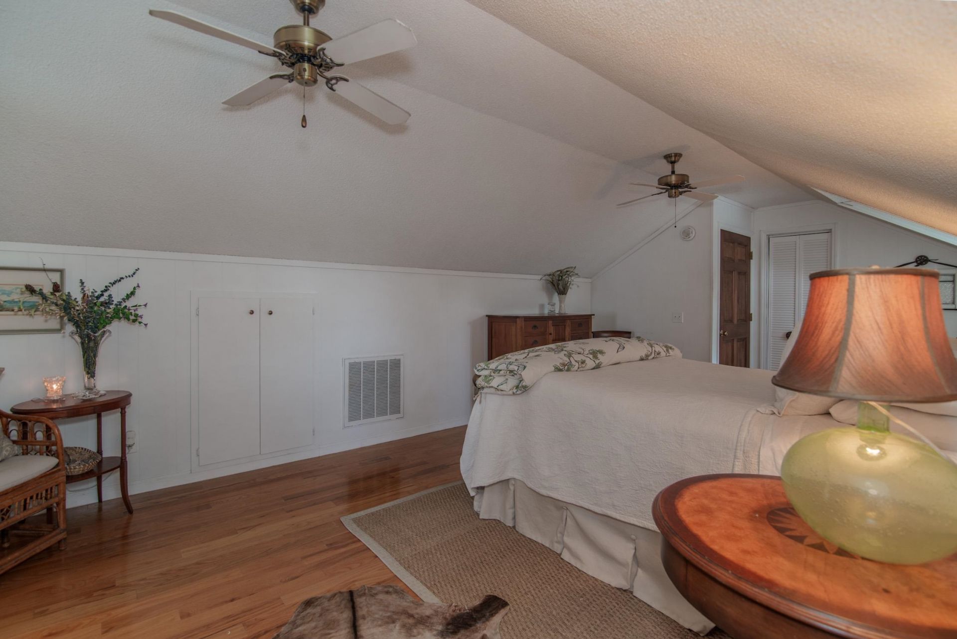745 Francis Marion Dr. Photo 32