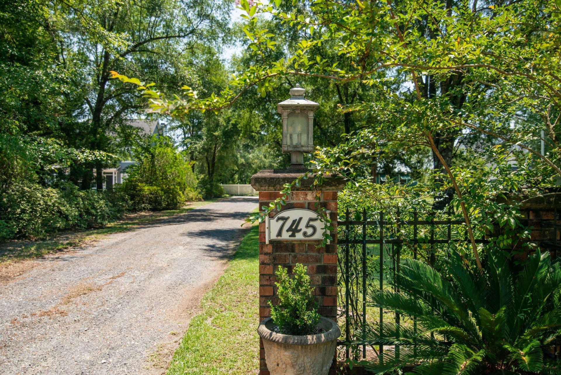 745 Francis Marion Dr. Photo 35