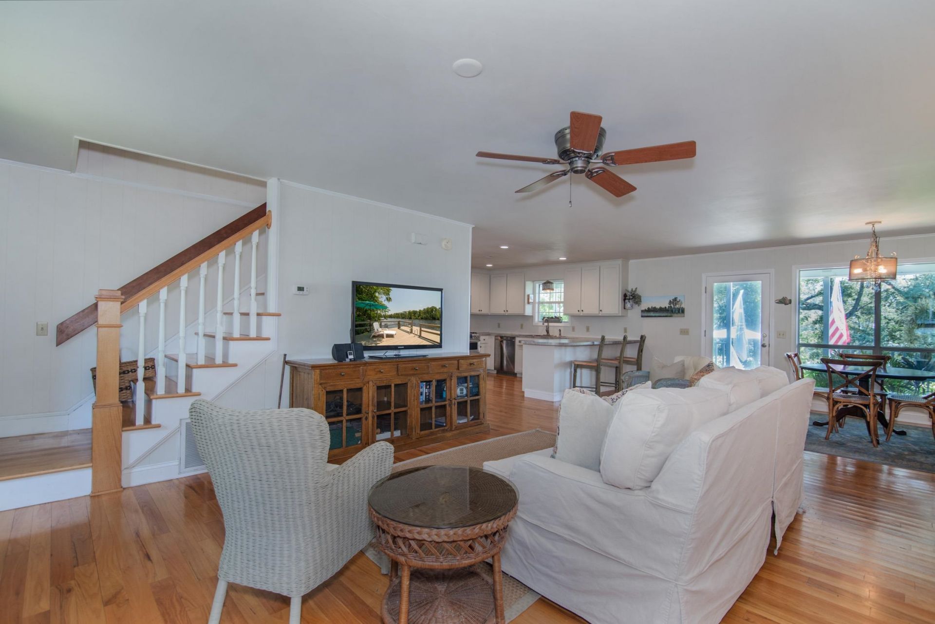 745 Francis Marion Dr. Photo 9