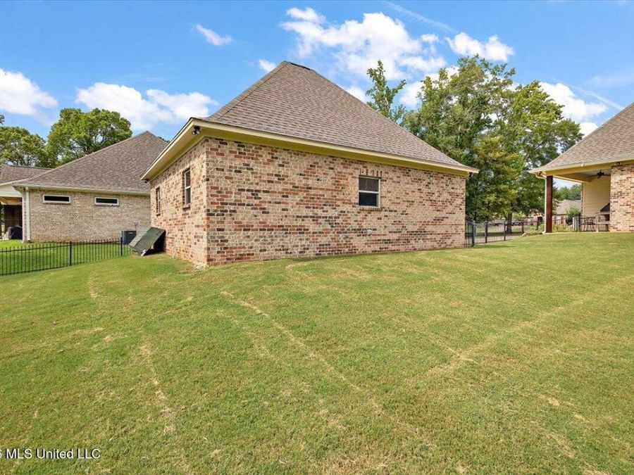 Property Image 46