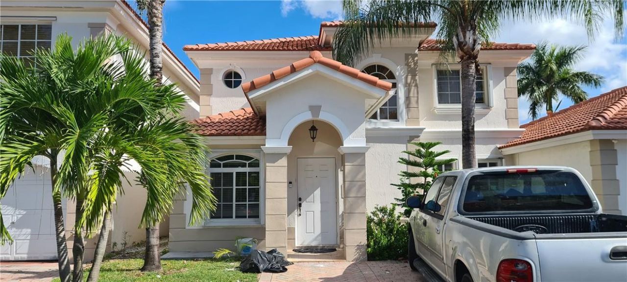 7301 NW 173rd Drive Nw, Unit 101, Hialeah, FL 33015 Photo