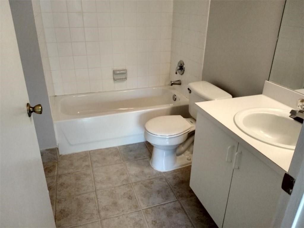 4163 N Haverhill Road, Unit 1215, West Palm Beach, FL 33417 Photo