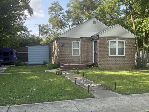 3743 W 135th Street , Robbins, IL 60472