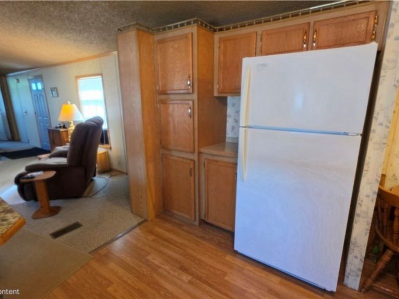 17748 Rock Creek Road, Unit 74, Thompson, OH 44086 Photo 10