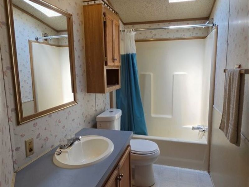 17748 Rock Creek Road, Unit 74, Thompson, OH 44086 Photo 16