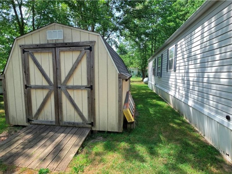 17748 Rock Creek Road, Unit 74, Thompson, OH 44086 Photo 4