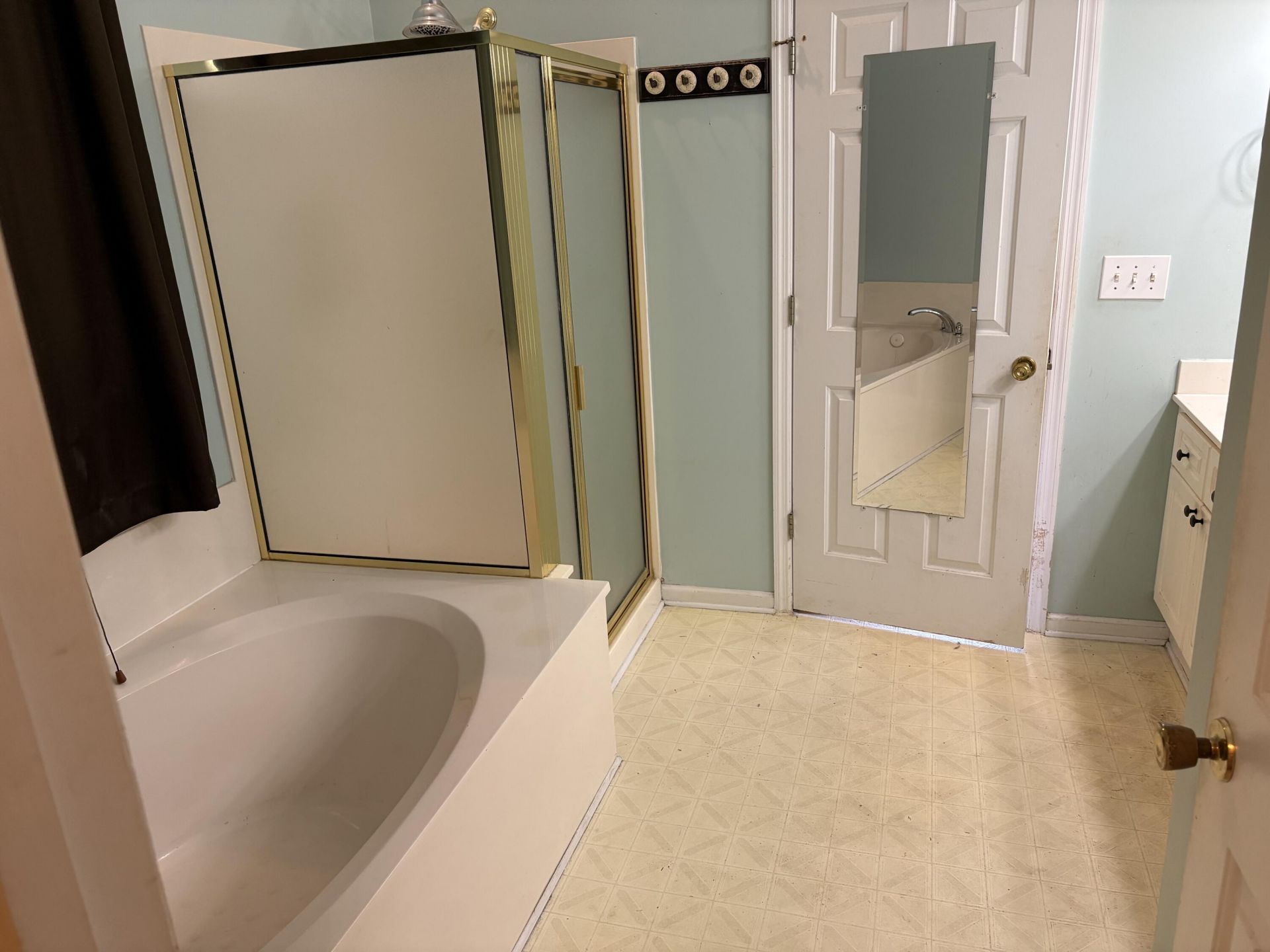 2744 Waterpointe Circle Photo 11