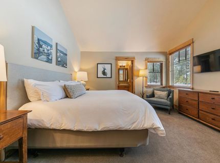 12622 Lookout Loop, Unit #F44-24, Truckee, CA 96161 Photo