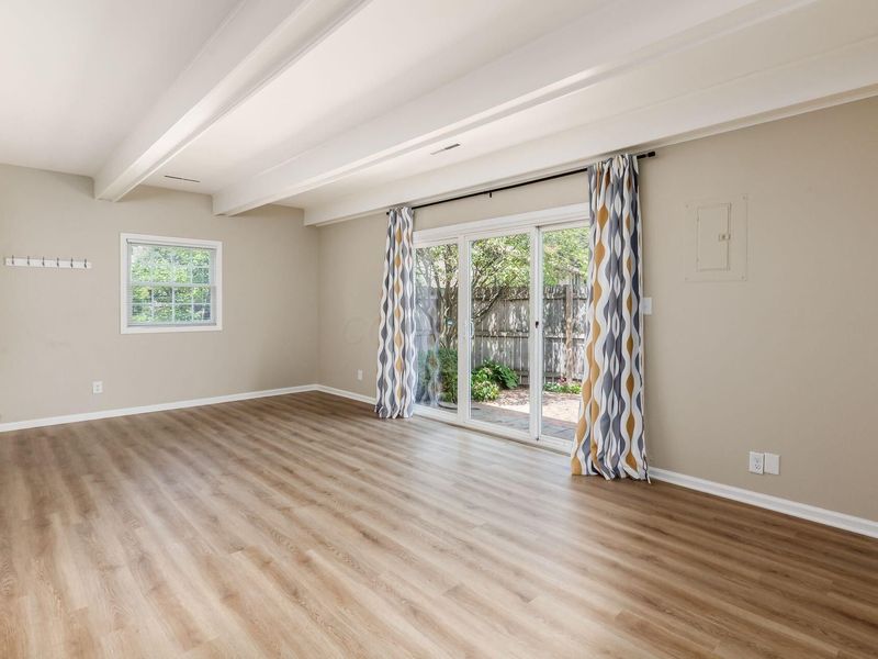 2850 Chateau Circle, Unit 89, Upper Arlington, OH 43221 Photo 4