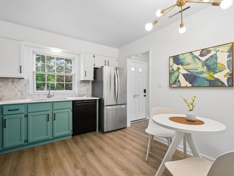 2850 Chateau Circle, Unit 89, Upper Arlington, OH 43221 Photo 8