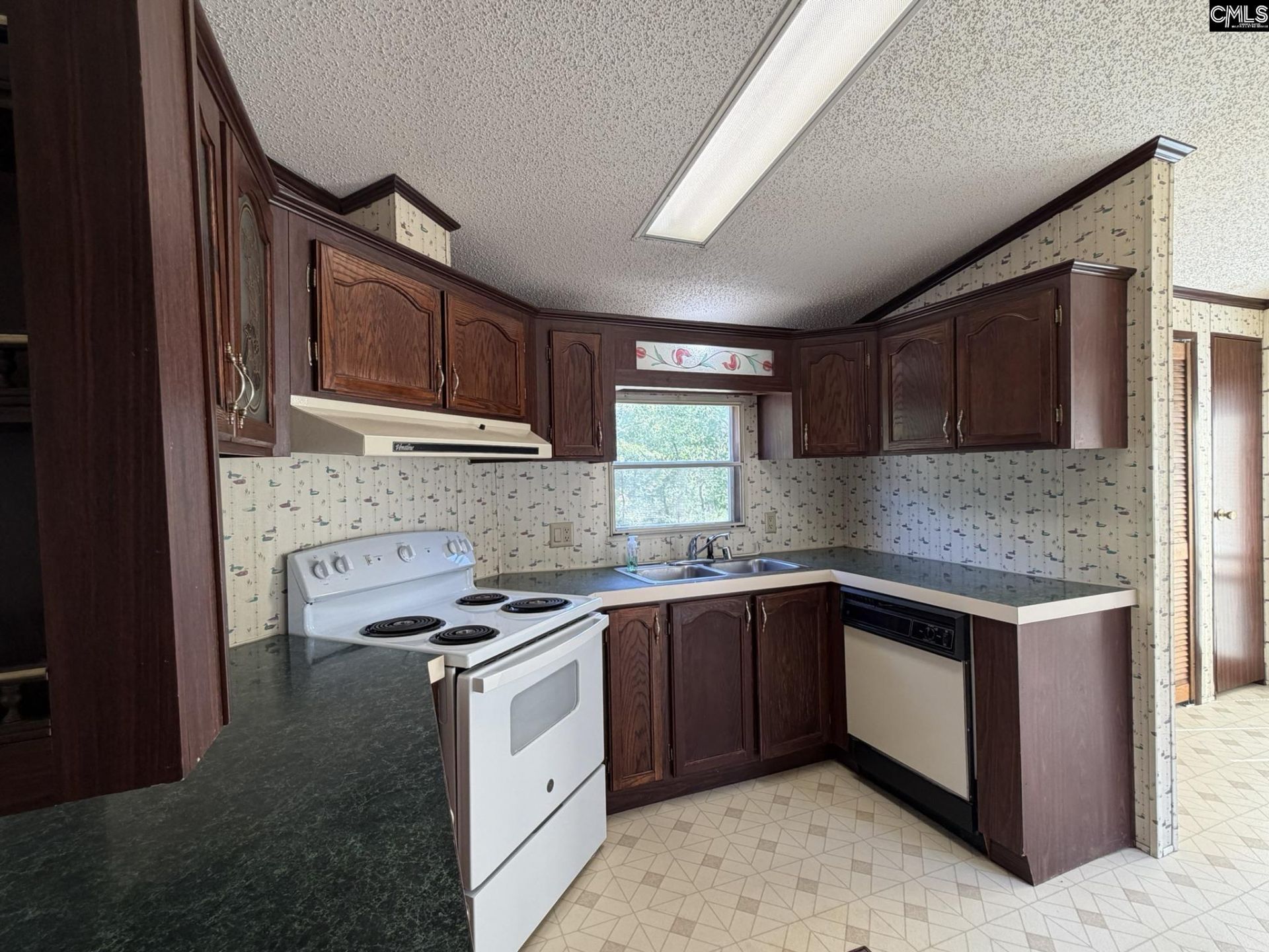 536 Bowman Avenue  Photo 13
