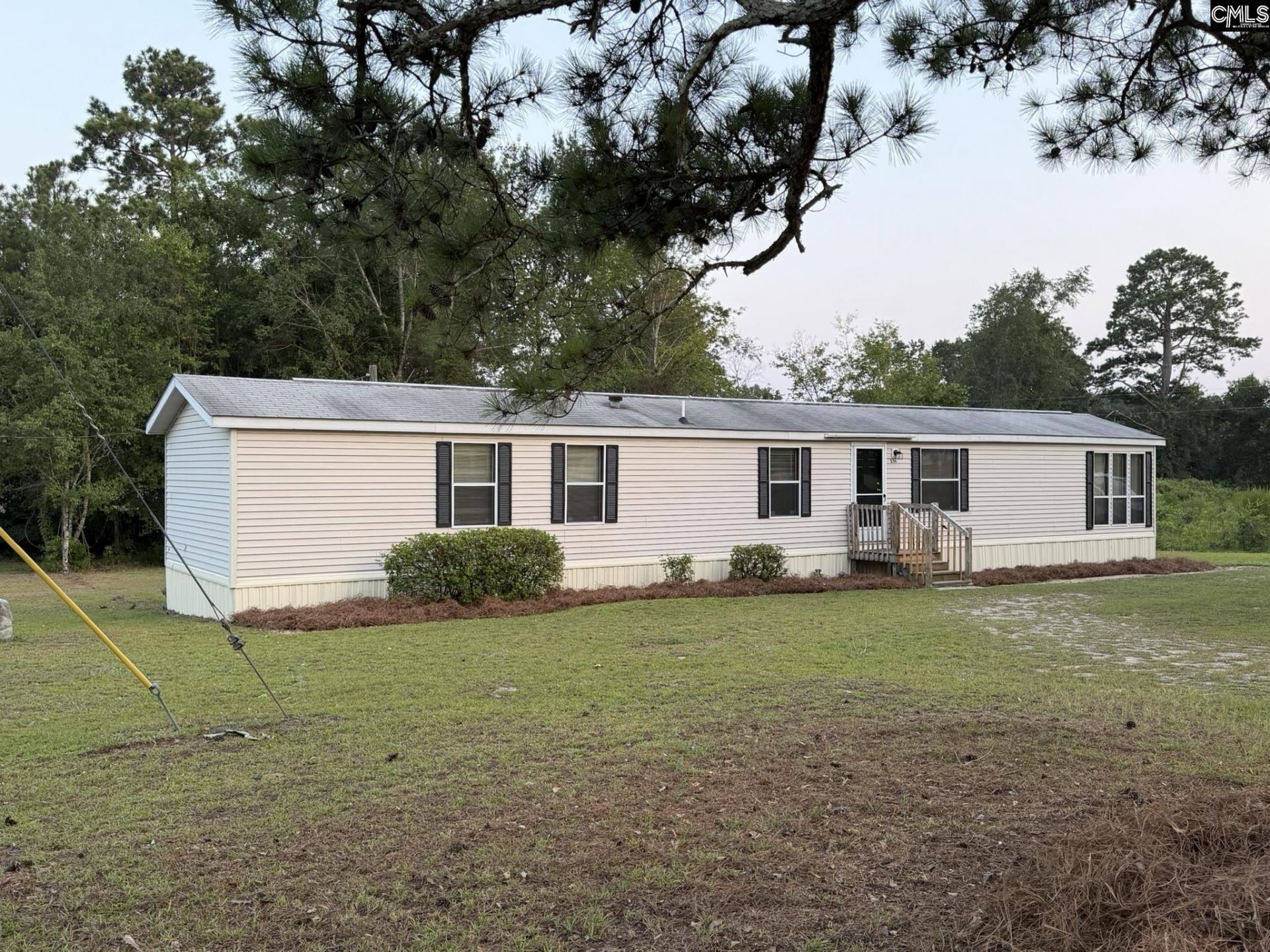 536 Bowman Avenue  Photo 4