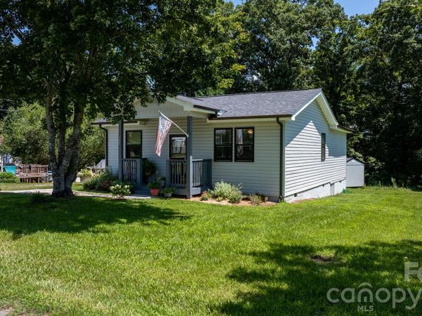 244 Holly Street, Hudson, NC 28638