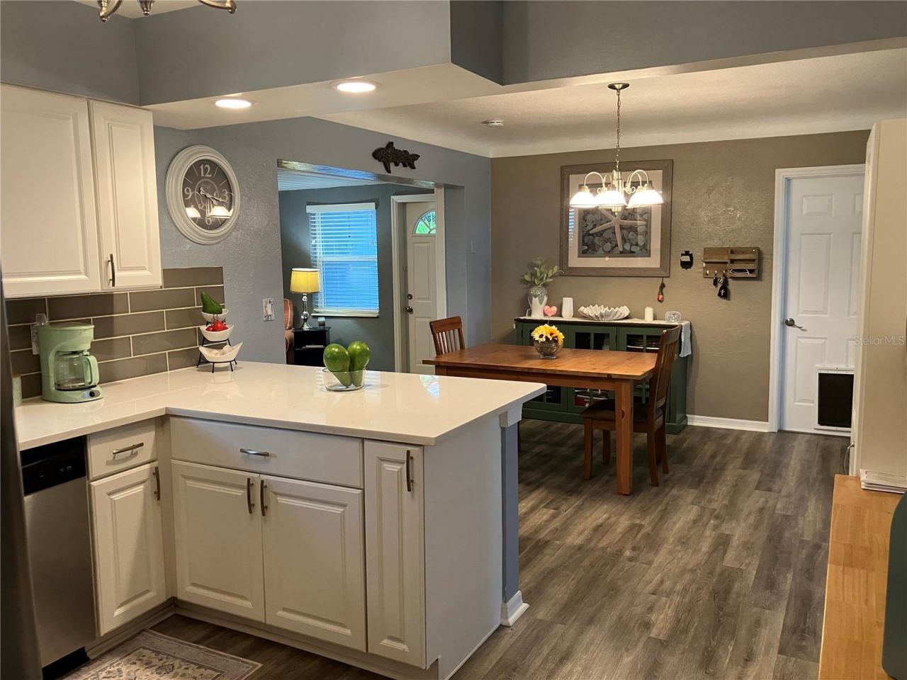 968 62nd Place S, Saint Petersburg, FL 33705 Photo