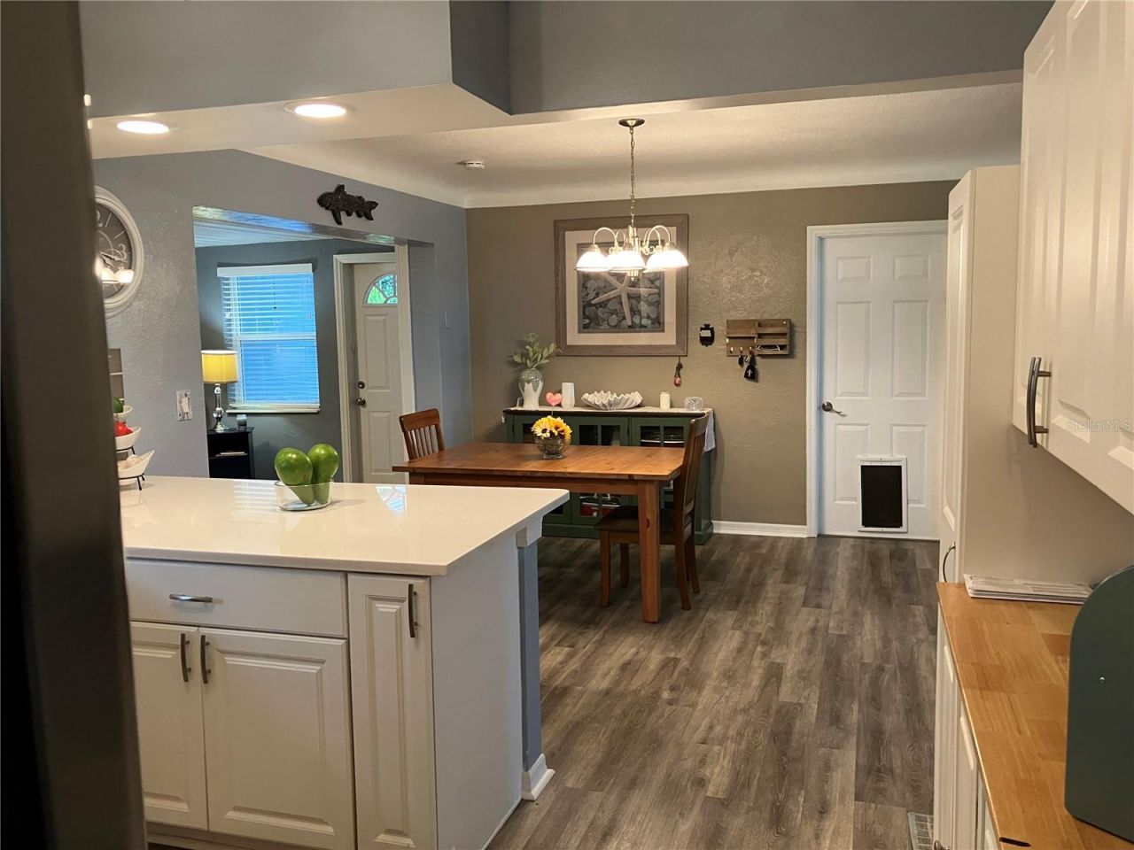 968 62nd Place S, Saint Petersburg, FL 33705 Photo