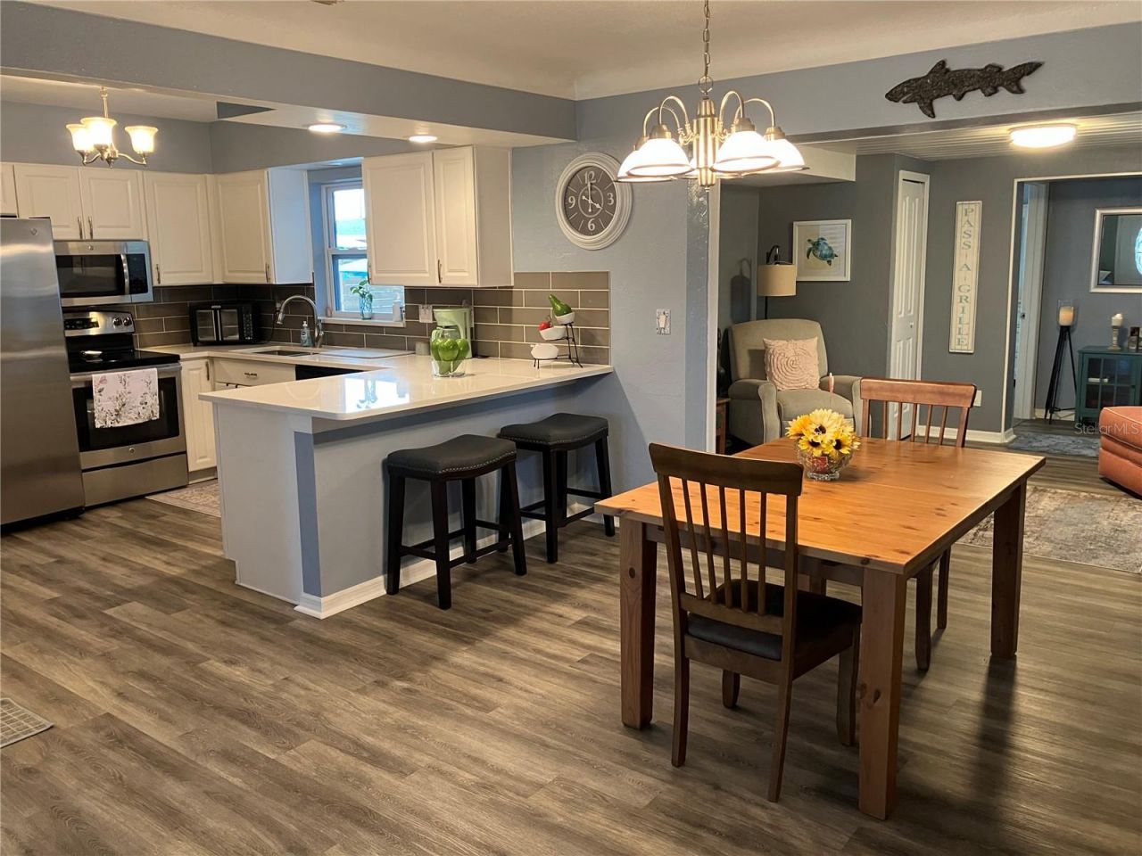 968 62nd Place S, Saint Petersburg, FL 33705 Photo