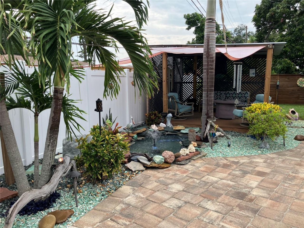 968 62nd Place S, Saint Petersburg, FL 33705 Photo