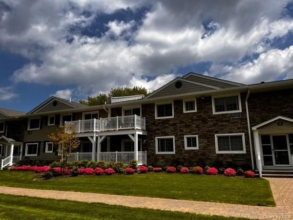 9 Williams Boulevard , Unit 21-1D, Lake Grove, NY 11755