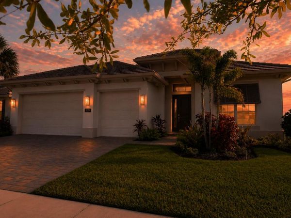 9379 SW Pinnacle Place N, Port St. Lucie, FL 34987