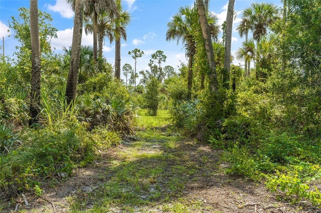 5782 Russakis Road, Fort Pierce, FL 34951 Photo