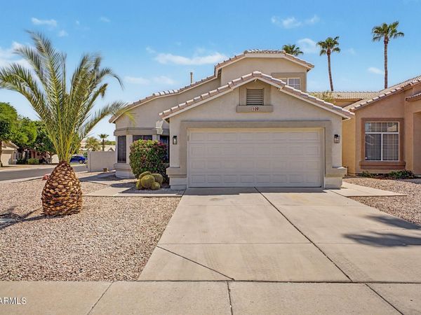 109 W SAGEBRUSH Street, Gilbert, AZ 85233