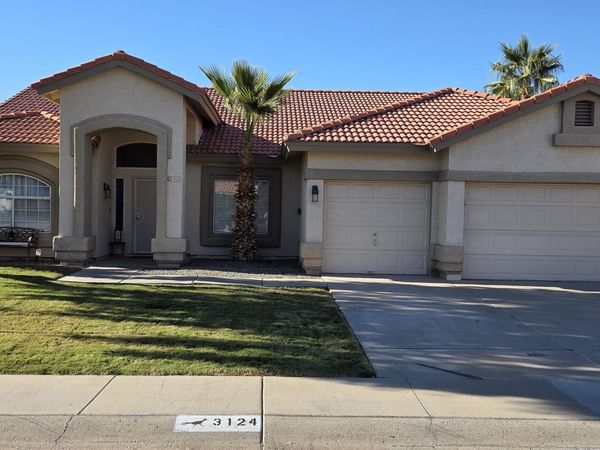 3124 N MEADOW Drive, Avondale, AZ 85392