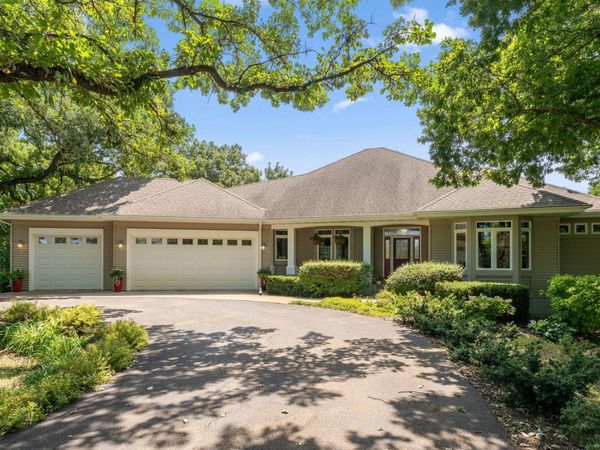 10035 Woodhill Boulevard , Lakeville, MN 55044