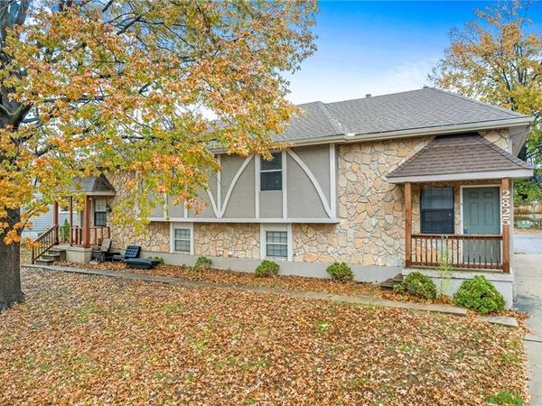 2825 Tepee Avenue, Independence, MO 64057