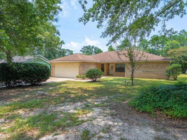 112 Golf Course Drive, Crestview, FL 32536