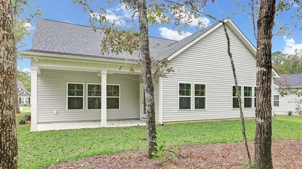 141 Furnies Place Photo 19