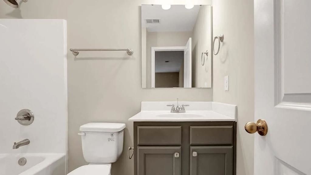 141 Furnies Place Photo 22
