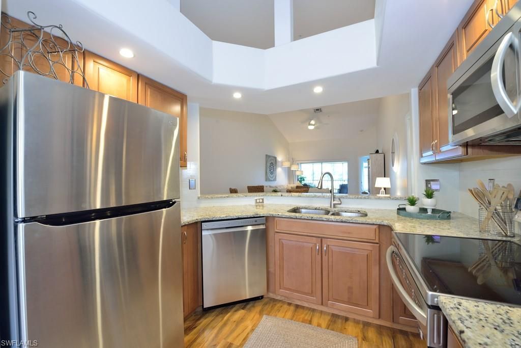 13050 Amberley Ct , Unit 708, Bonita Springs, FL 34135 Photo