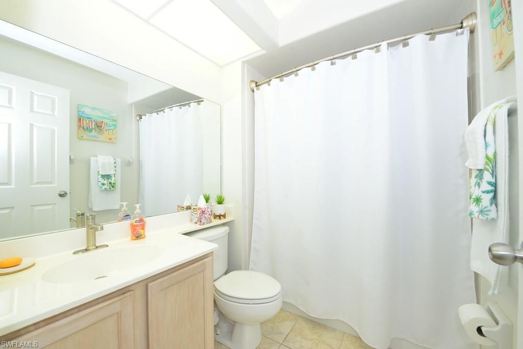 13050 Amberley Ct , Unit 708, Bonita Springs, FL 34135 Photo