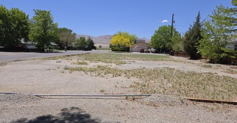200 N Whitacre Street, Yerington, NV 89447 Photo