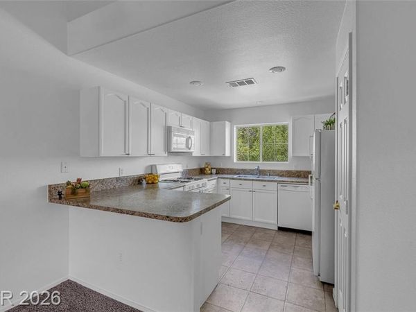 353 Amber Pine Street, Unit 203, Las Vegas, NV 89144