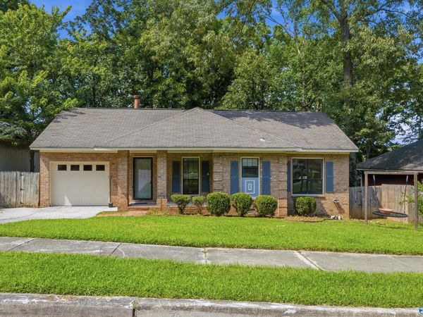 709 Mathis Drive SE, Huntsville, AL 35803