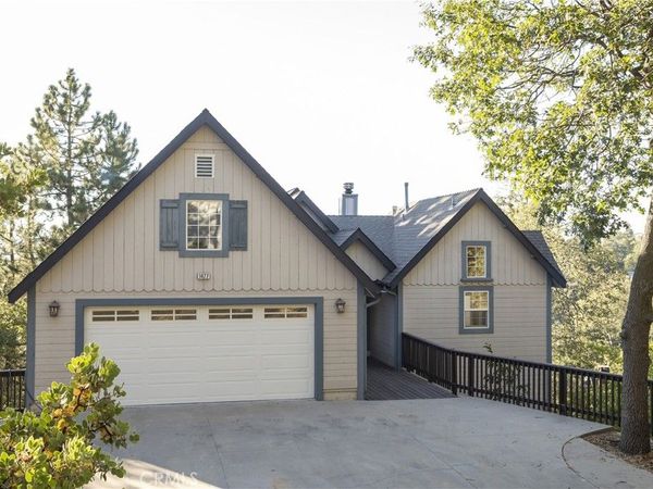 1477 Sequoia Drive , Lake Arrowhead, CA 92352