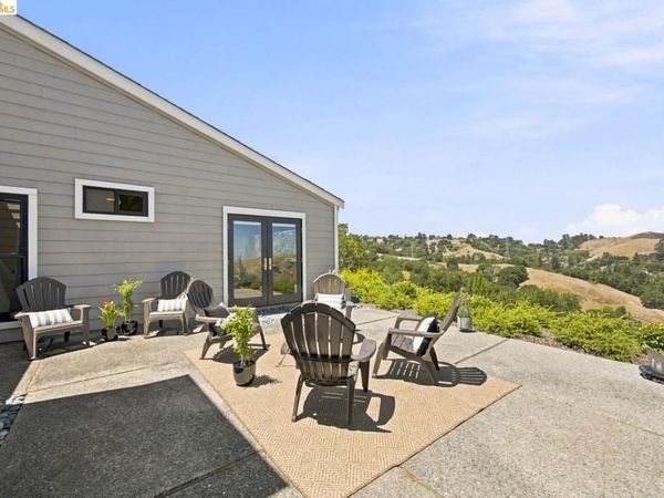 1897 Ascot DR , Moraga, CA 94556