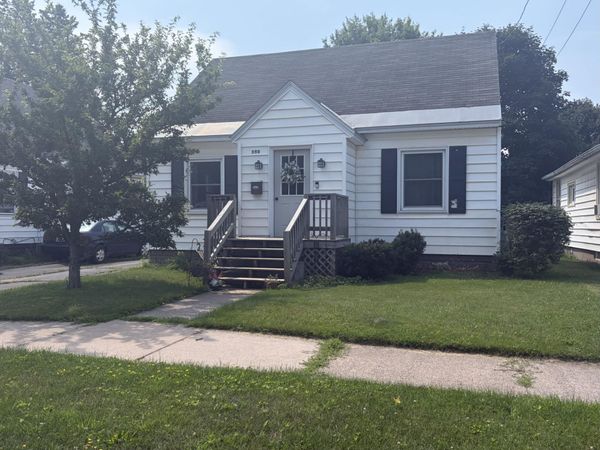 350 Hursley ST, Sault Ste Marie, MI 49783