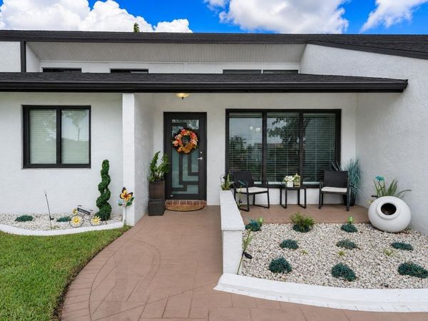 400 NW 98TH Avenue, Pembroke Pines, FL 33024