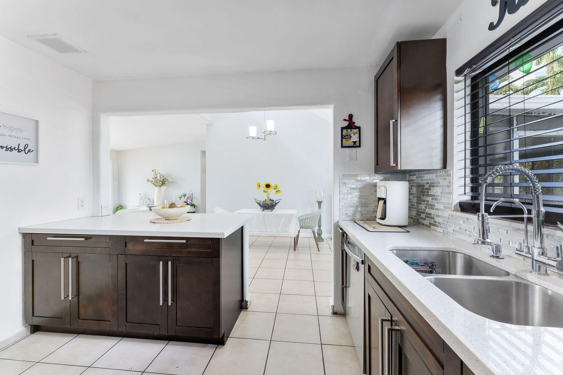 400 NW 98th Avenue, Pembroke Pines, FL 33024 Photo