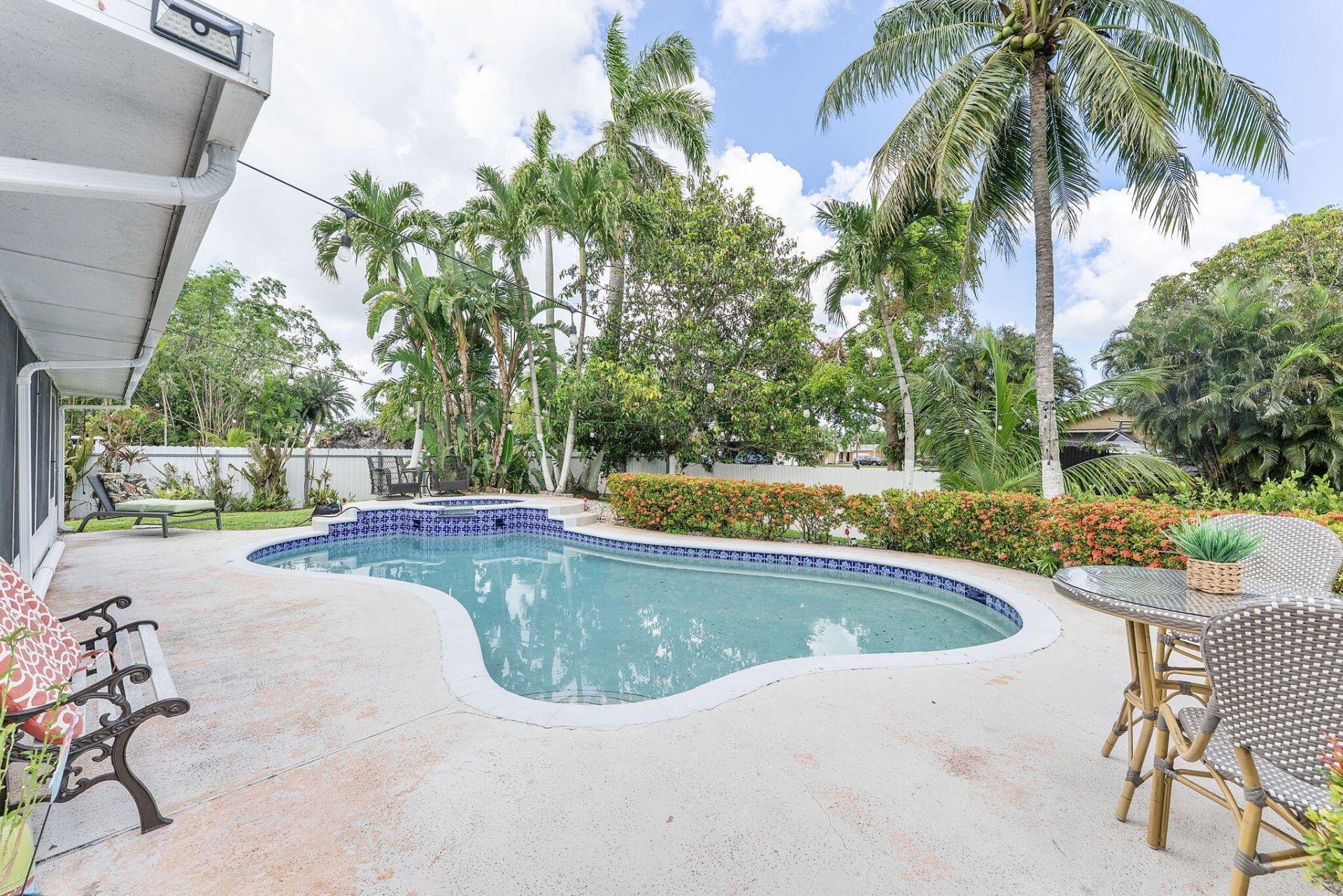 400 NW 98th Avenue, Pembroke Pines, FL 33024 Photo